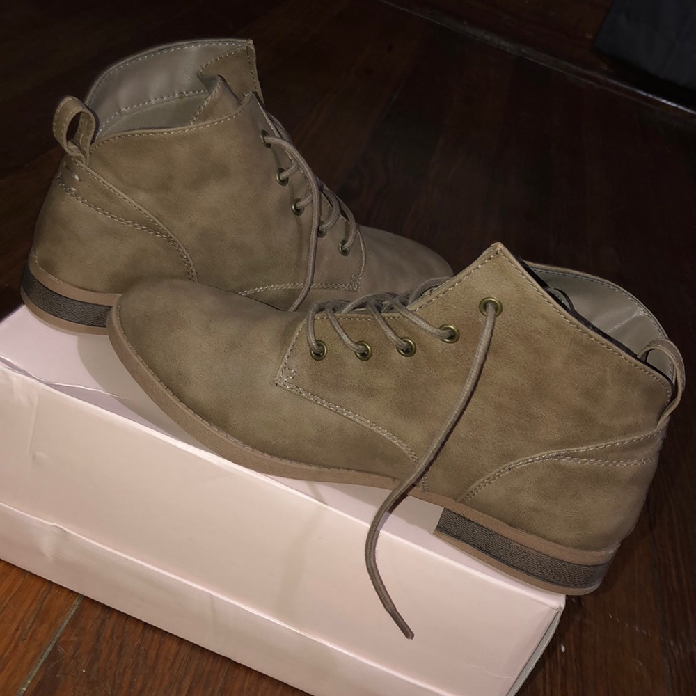 American Eagle Boots - Size 8